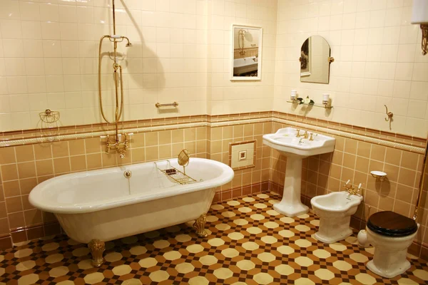 棕色浴室 — 图库照片