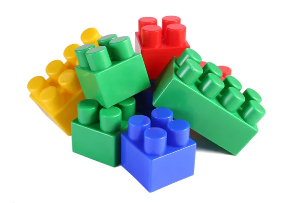 Pilha de blocos de construção coloridos - sem marcas comerciais — Fotografia de Stock