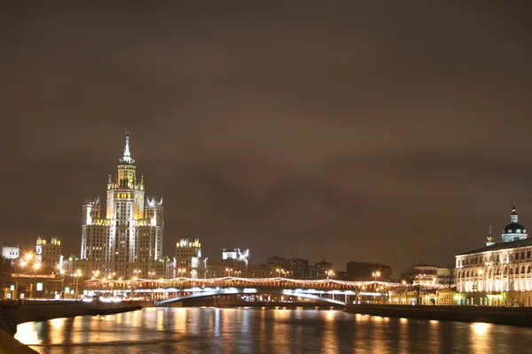 Řeka Moskva v noci — Stock fotografie