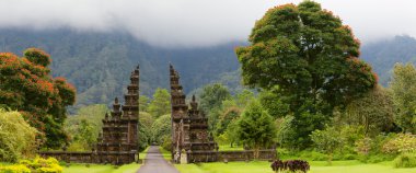 Bali Temple clipart