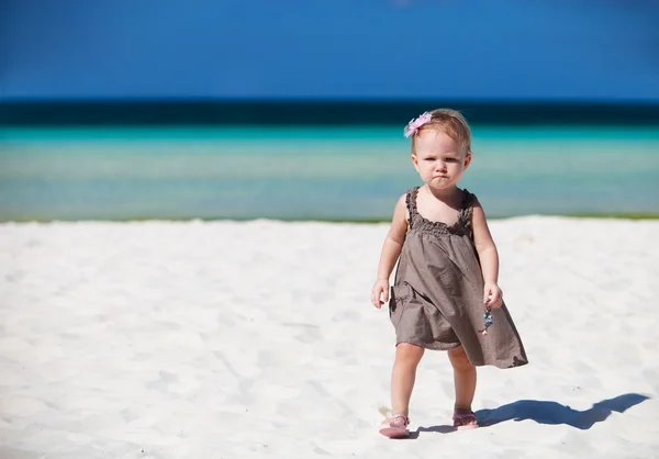 Toddler girl on vacation — Stock Photo, Image