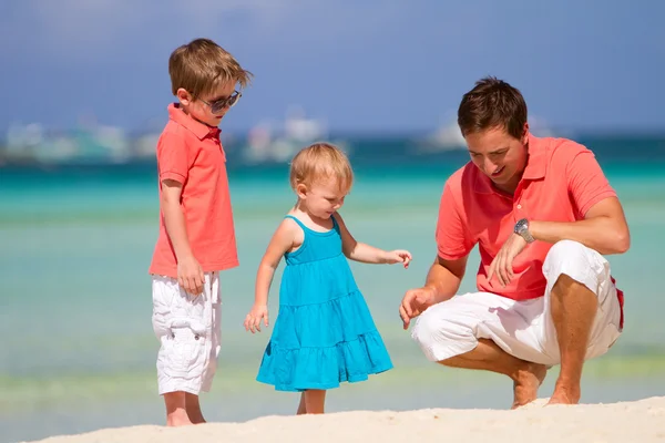 Rodina na dovolené — Stock fotografie