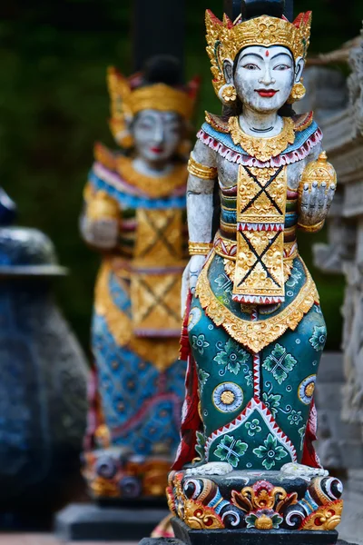 Två balinesiska statyer — Stockfoto