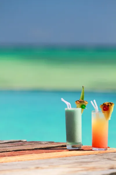 Tropiska drinkar — Stockfoto