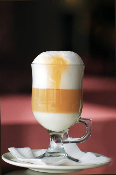 Café koffie latte in een glas — Stockfoto