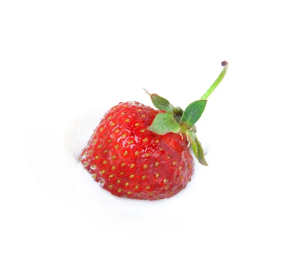 아이스크림에 딸기 — 스톡 사진
