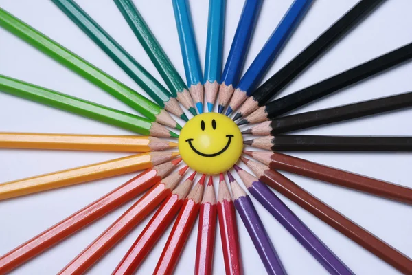 鉛筆と笑顔 — ストック写真