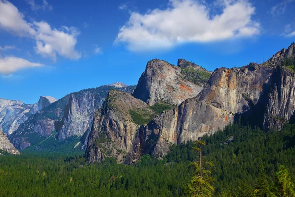 Magnifico panorama del parco Yosemit — Foto Stock