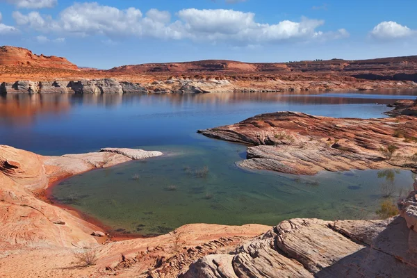 Das Wasser der Antilopenschlucht im Navajo-Reservat — Stockfoto