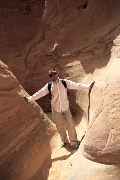 Touriste dans le Canyon Coloré . — Photo