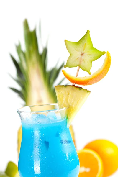 Blue Hawaii tropical cocktail with pinea — Stock Photo, Image