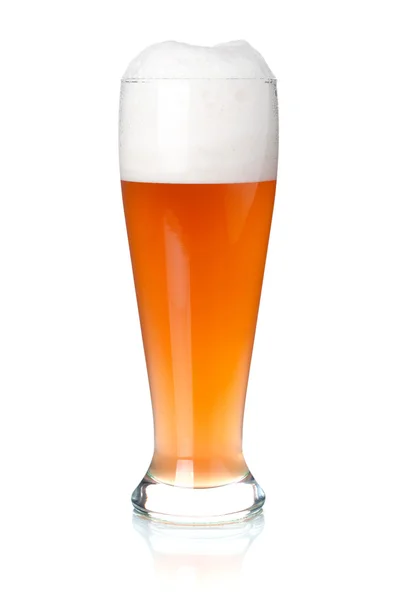 Rood bier in glas — Stockfoto