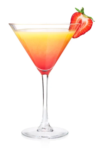 Cocktail de laranja com morango — Fotografia de Stock