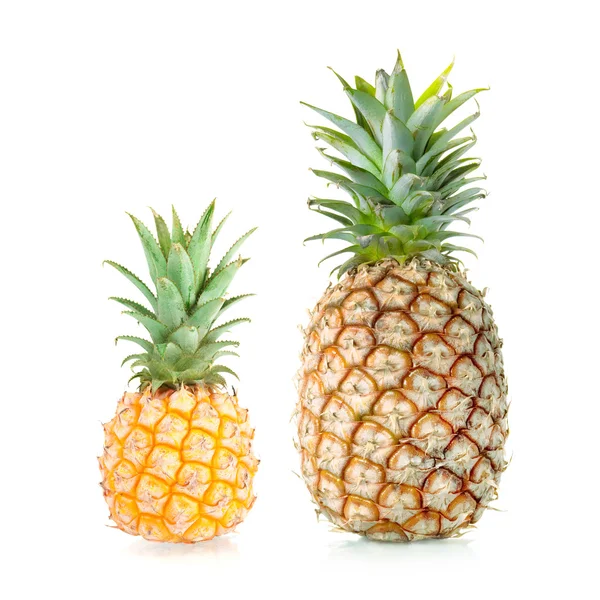 Twee zoete ananas — Stockfoto