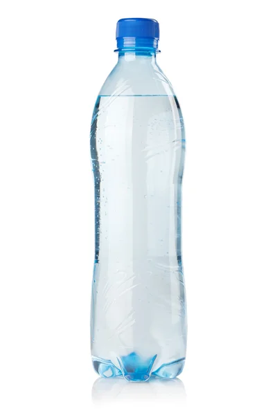 Piccola bottiglia di acqua gassata — Foto Stock