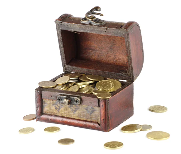 Wooden casket full of coins — Stock Photo, Image