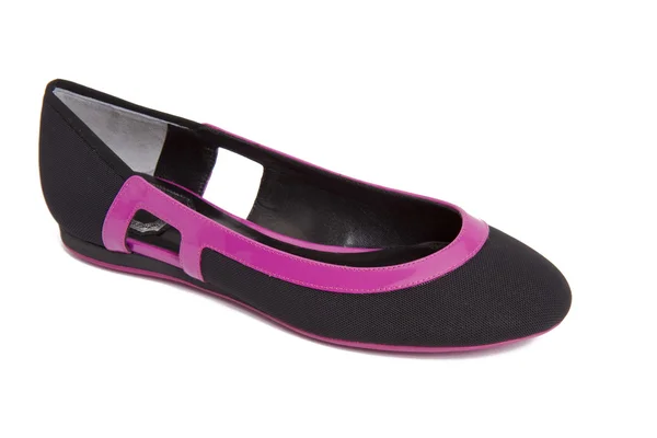 Черно-фиолетовая женская обувь — стоковое фото