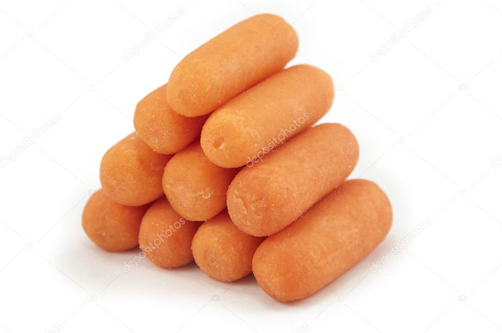 Clean peeled carrots