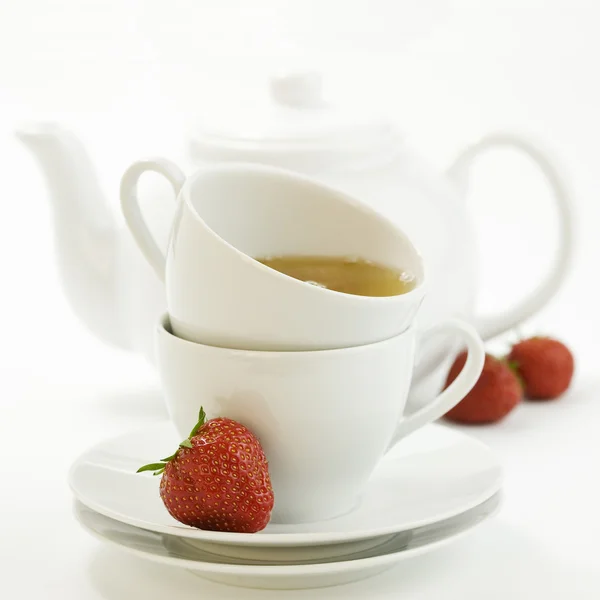 Herbata czasu whith truskawka — Zdjęcie stockowe