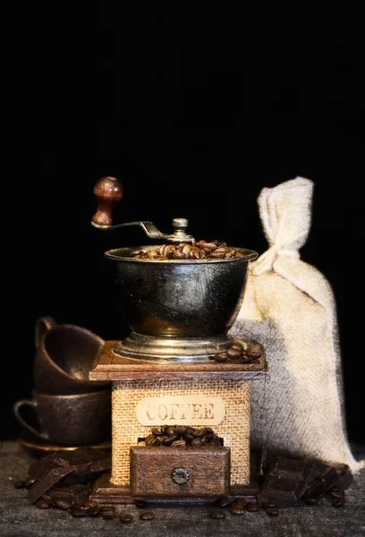 Stiill vie avec moulin à café antique — Photo