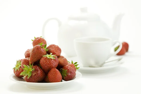 Hora del té con fresa — Foto de Stock