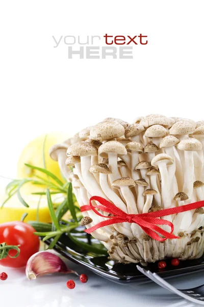 Cogumelos e produtos hortícolas — Fotografia de Stock