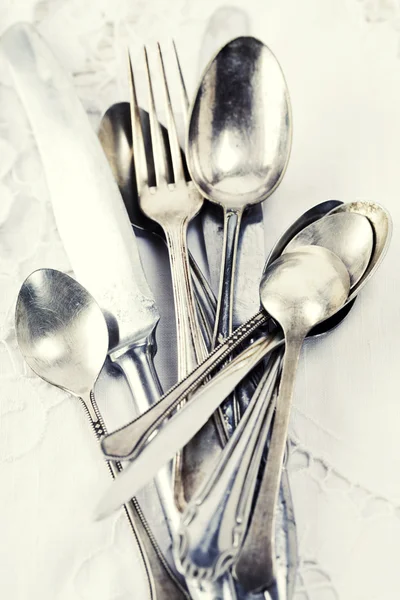 Cucchiai, forchette e coltelli vintage — Foto Stock