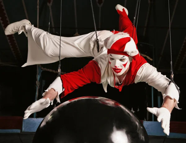Acrobata de ar de circo — Fotografia de Stock