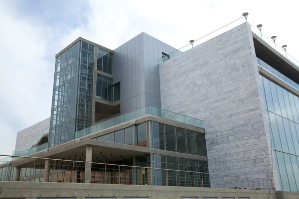 Edificio de oficinas moderno — Foto de Stock