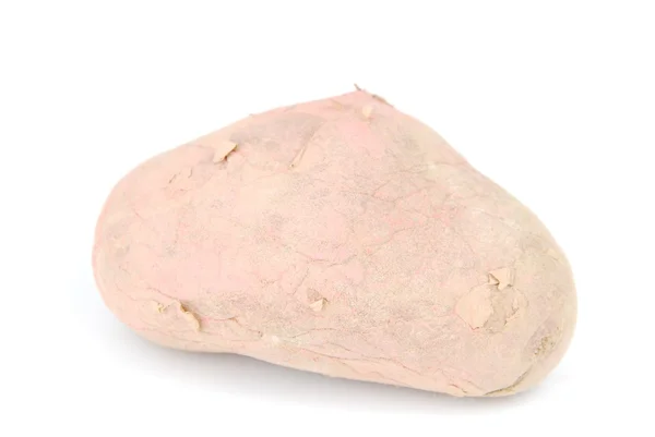 Nieobrane surowego ziemniaka na biały — Zdjęcie stockowe
