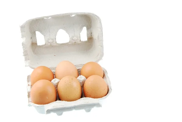 Sex bruna ägg förpackade i en kartong — Stockfoto
