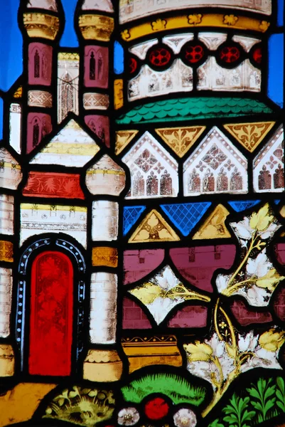 Религиозное витражное окно — стоковое фото