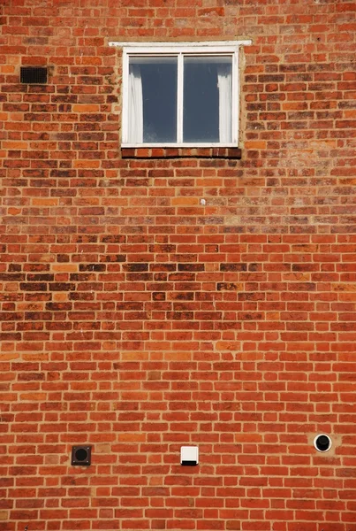 Tegel vägg fönster — Stockfoto