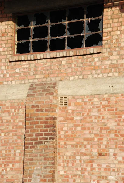 버려진된 창 고 — 스톡 사진