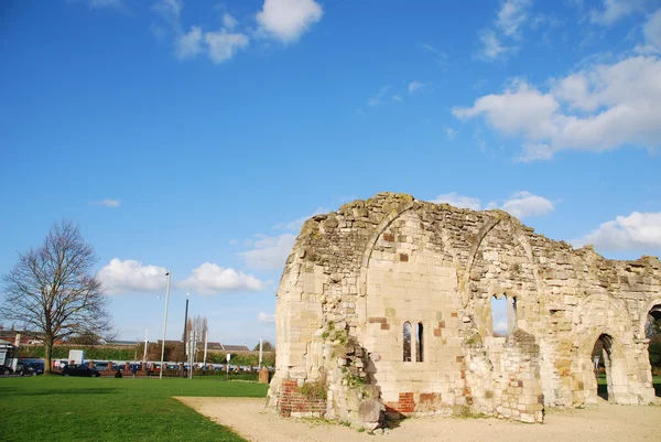 St Oswald's Priory ruins in Gloucester — Stock Photo, Image