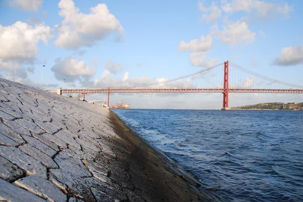 Április 25-híd, Lisszabon, Portugália — Stock Fotó
