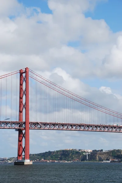Most 25 kwietnia w Lizbonie, Portugalia — Zdjęcie stockowe