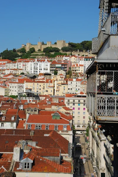 Lisbon cityscape with Castle and Santa Justa Elevator — Stock Photo, Image
