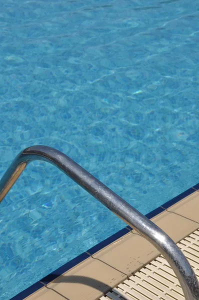 Scaletta piscina — Foto Stock