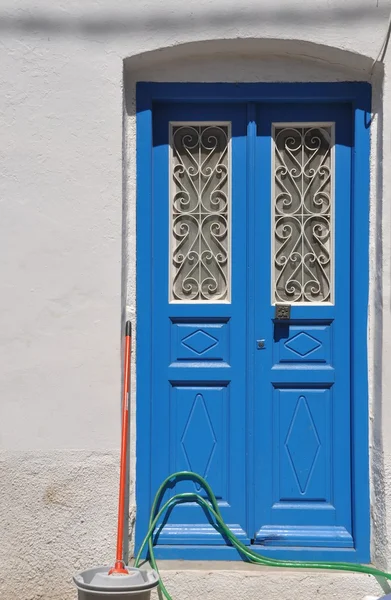 Grekiska dörr — Stockfoto