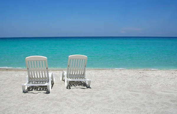 Caribbean beach chairs — Stock Photo, Image