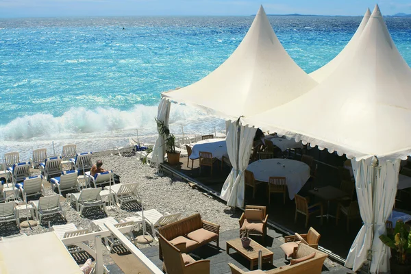 Restaurante junto a la playa —  Fotos de Stock