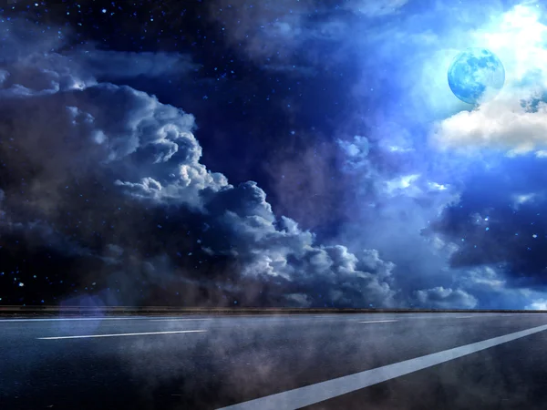 Moon sky clouds road fog — Stock Photo, Image