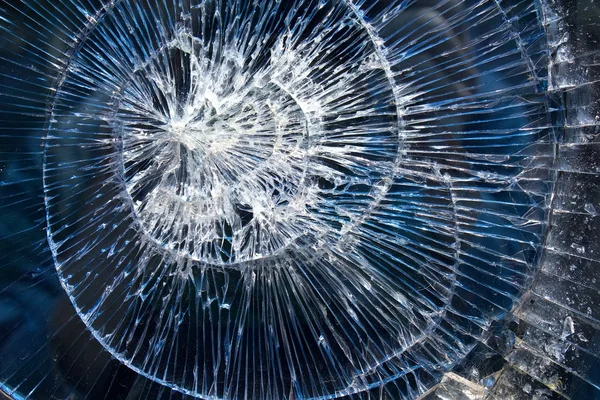 壊れたガラスを亀裂します。 — ストック写真