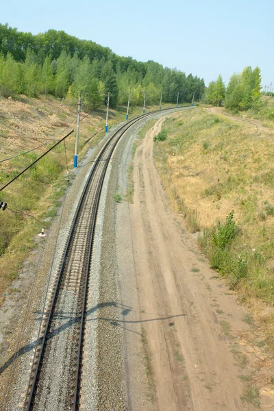 Los rieles ferroviarios giran — Foto de Stock