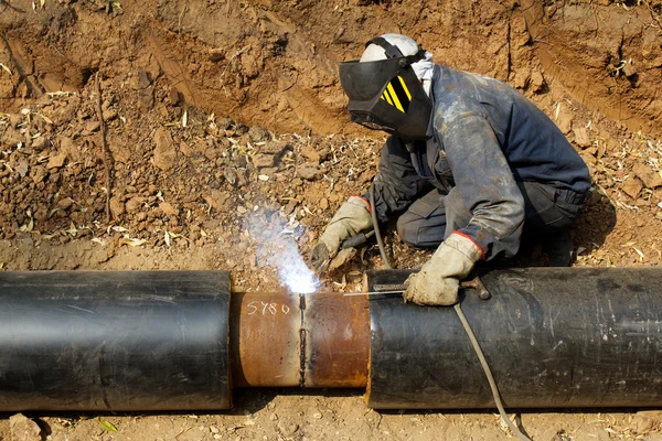 Schweißarbeiten in Pipeline — Stockfoto