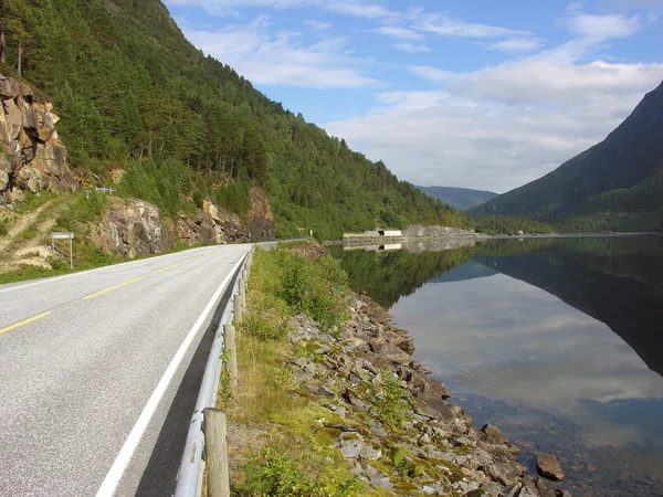 Norwegia krajobrazy latem — Zdjęcie stockowe