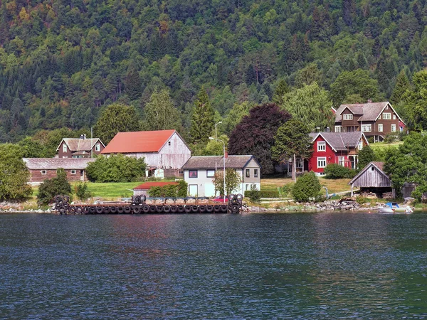 Norge landsbygden under sommaren — Stockfoto