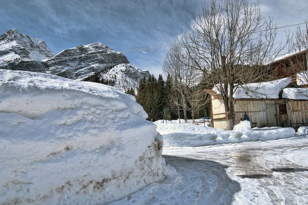 Sníh na Dolomitských horách, Itálie — Stock fotografie