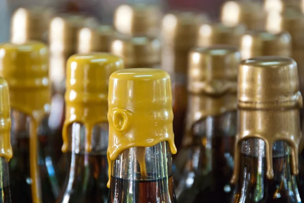 Vinflaskor i saint thomas — Stockfoto
